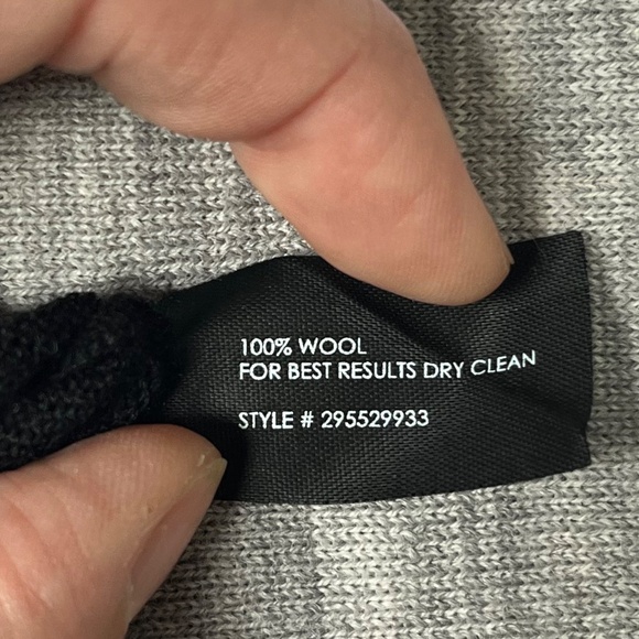 Club Monaco Agnes Merino Wool Colour Block Sweater, XS - Picture 9 of 11